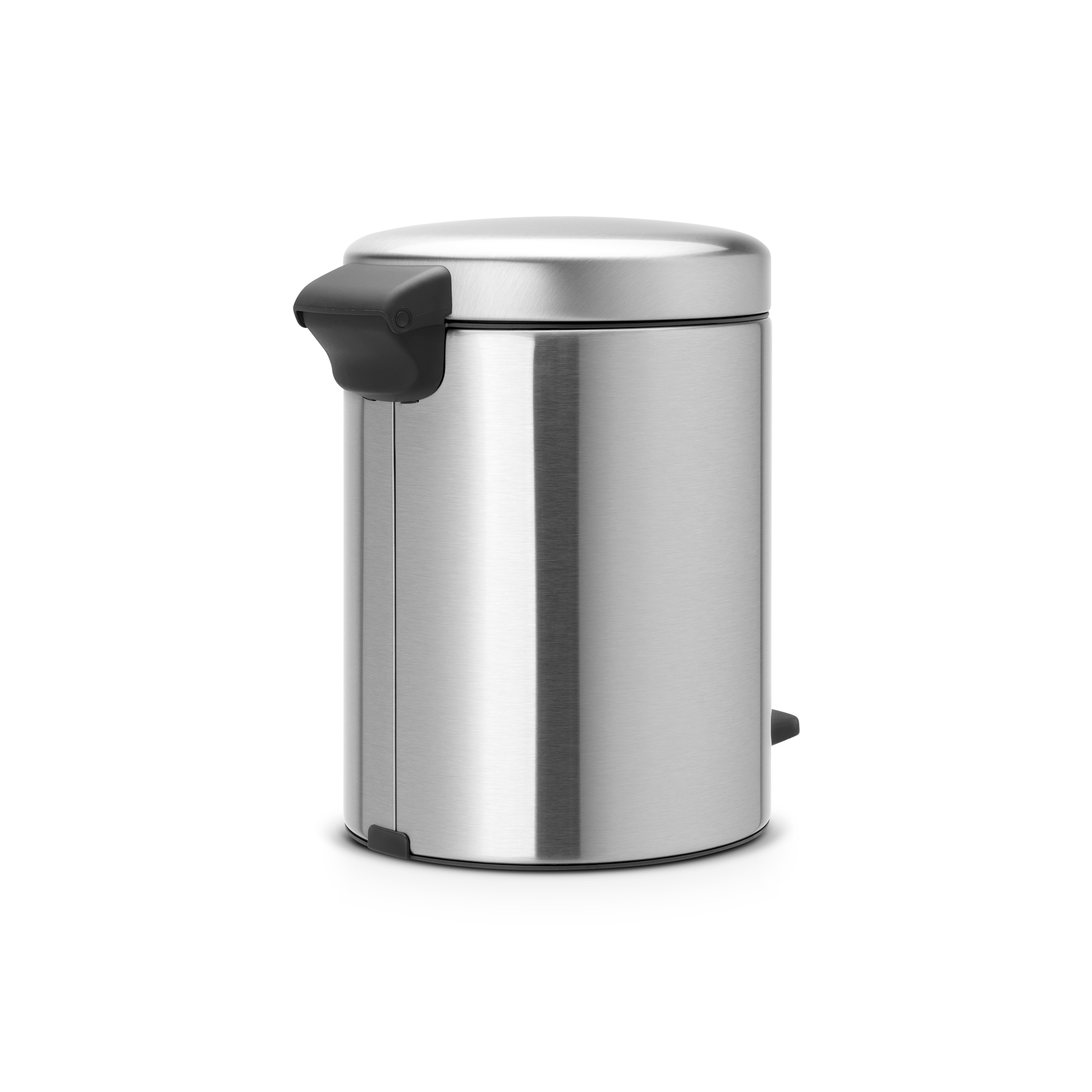 https://admins.lenoholding.lv/storage/media/16794/NewIcon-Pedal-Bin,-5L---Matt-Steel-Fingerprint-Proof---8710755112102-Brabantia_300dpi_2000x2000px_9_NR-7292.JPG