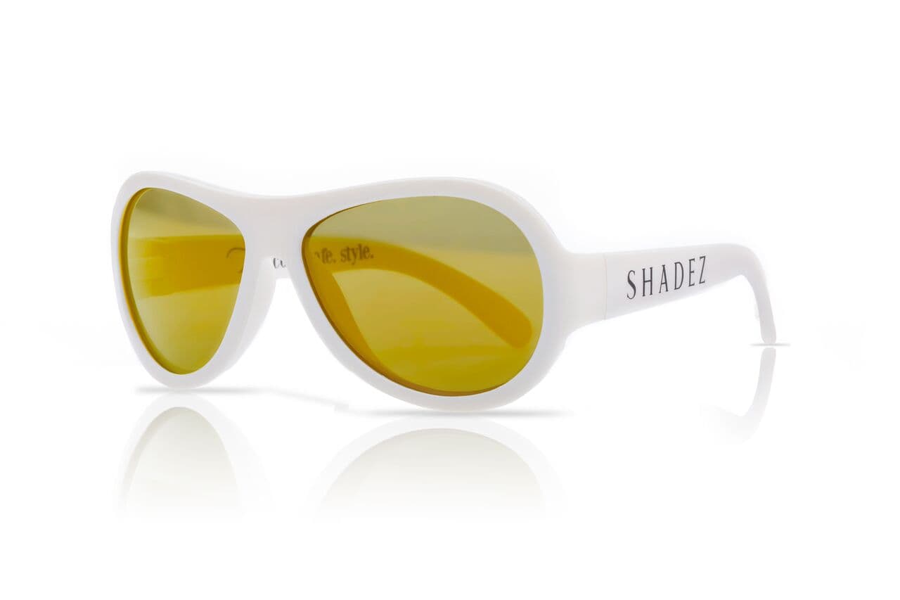 https://admins.lenoholding.lv/storage/media/28835/shadez-classic-white-teeny-bernu-saulesbrilles-7-15-gadi-shz-12.jpg