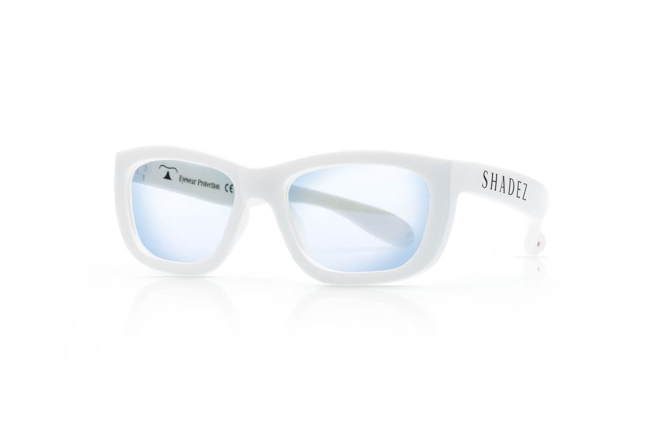 https://admins.lenoholding.lv/storage/media/28837/shadez-blue-light-white-teeny-bernu-brilles-digitalajam-iericem-7-16-gadi-shz-105.jpg