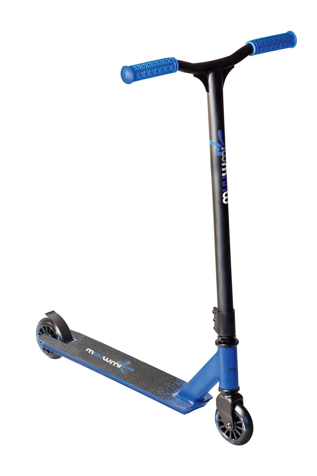 https://admins.lenoholding.lv/storage/media/32550/muuwmi-stuntscooter-skrejritenis-100-mm-melns-zils-au-408.jpg