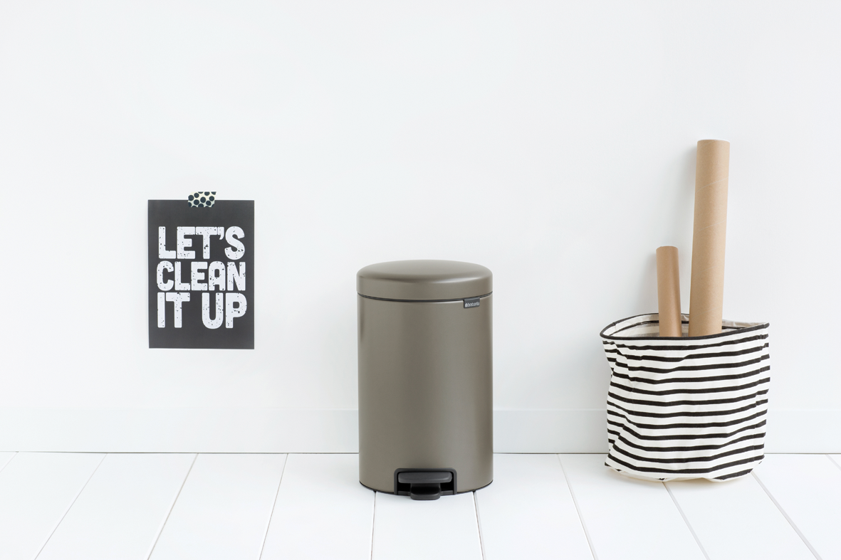 BRABANTIA atkritumu tvertne ar pedāli NewIcon, 12 l, Platinum