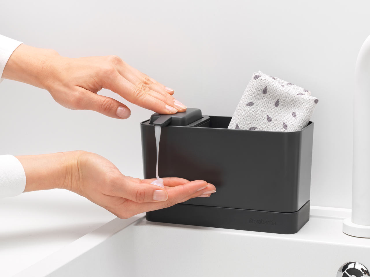 BRABANTIA virtuves piederumu organizators + ziepju dozators, Dark Grey