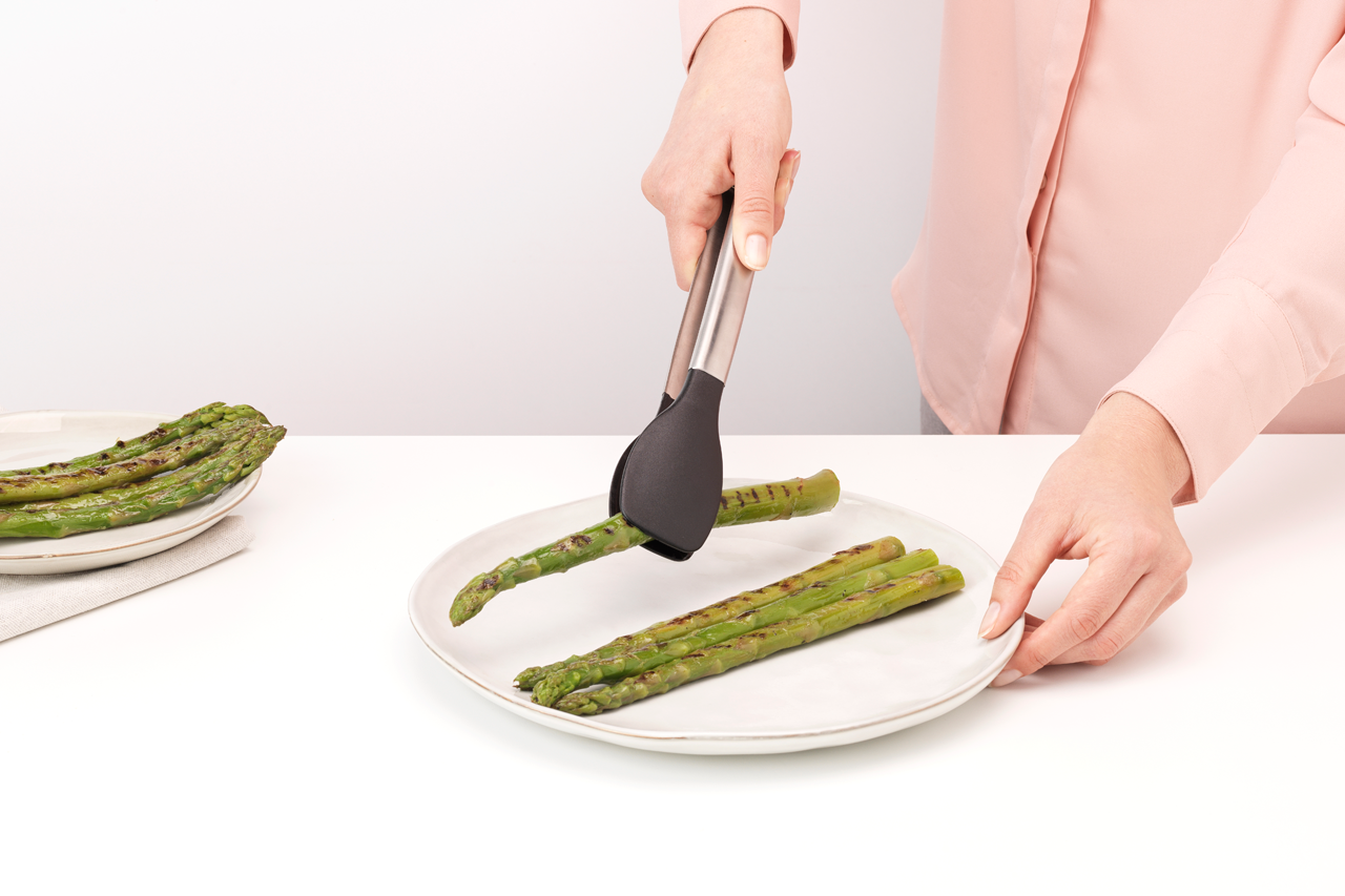 https://admins.lenoholding.lv/storage/media/4804/kitchen_tongs,_non-stick_-_profile_-_8710755250989_brabantia_96dpi_1280x853px_x_nr-19781.png